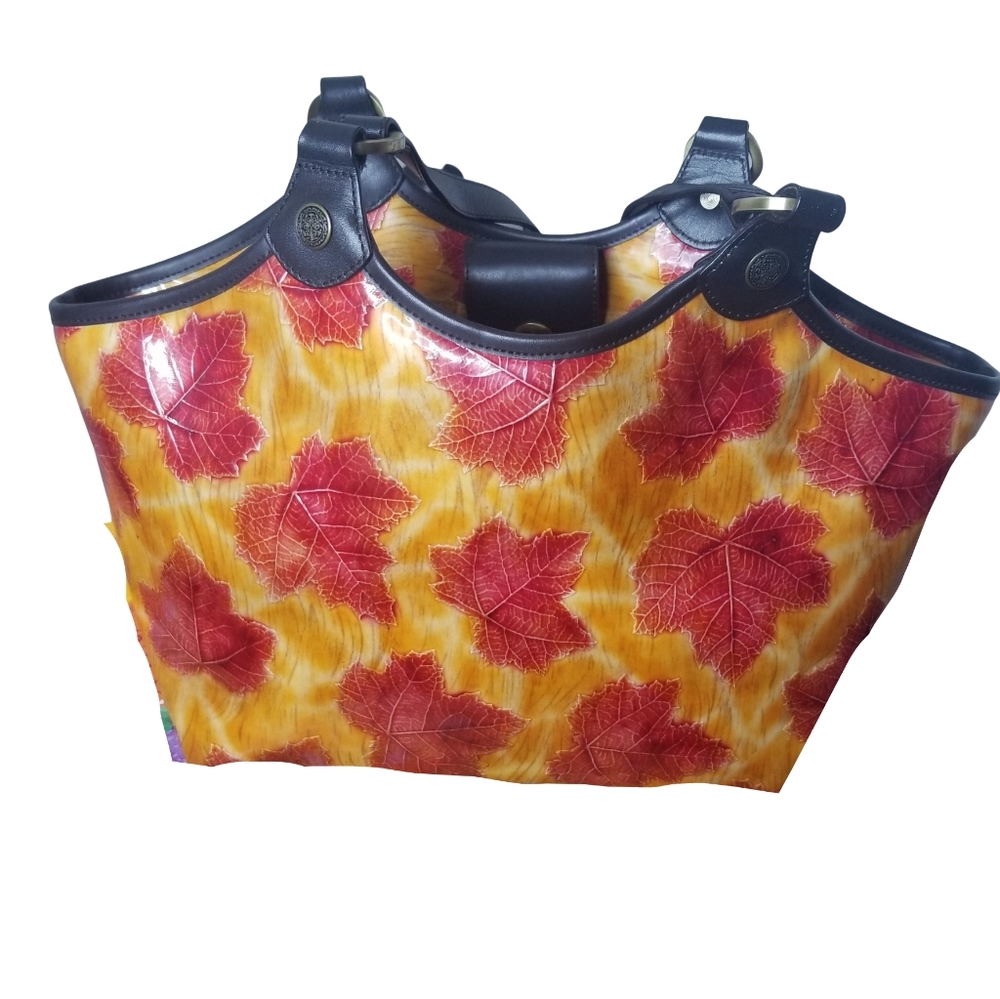 MAXX New York Fall Leaves  Shoulder Bag